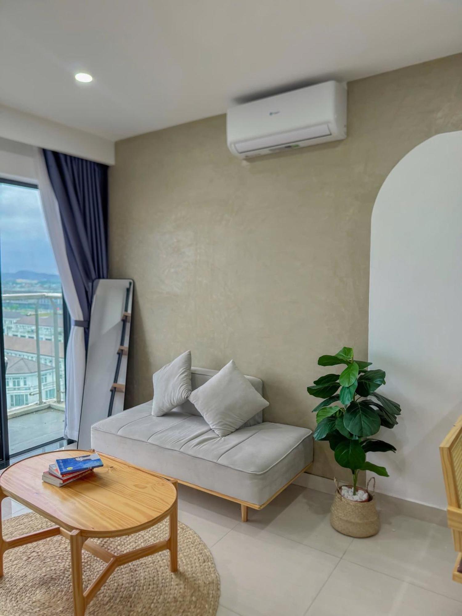Moon Homestay, Apartment Hue Buitenkant foto
